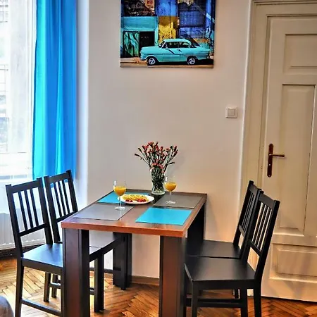 Second Pilsudskiego Apartment